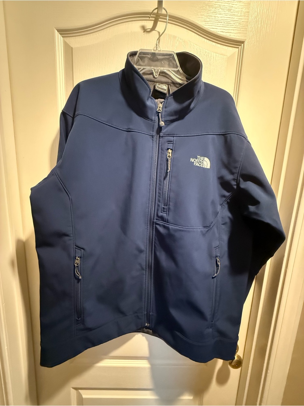 The North Face Men’s Navy Blue Softshell Performance Jacket